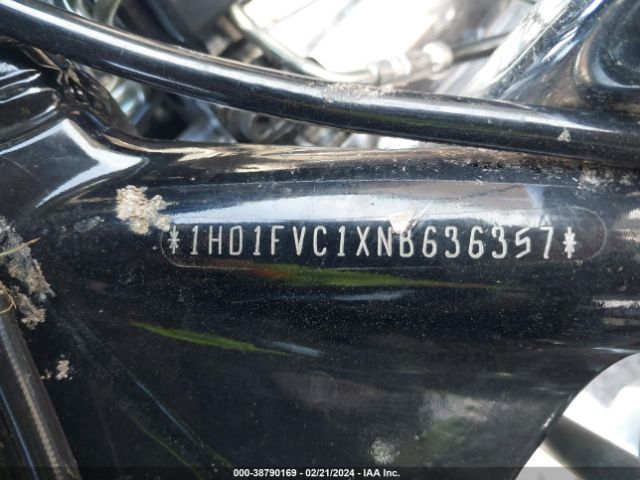 2022 HARLEY-DAVIDSON FLHT 1HD1FVC1XNB636357 Photo 9