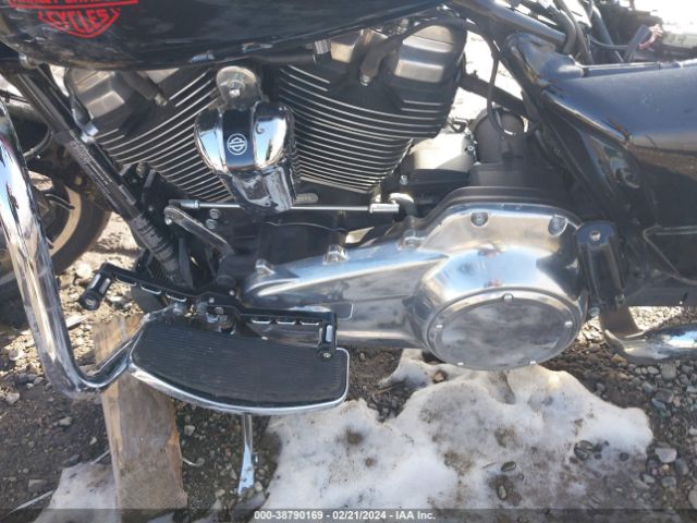 2022 HARLEY-DAVIDSON FLHT 1HD1FVC1XNB636357 Photo 8