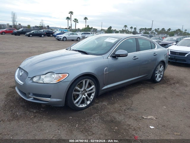 2011 JAGUAR XF SAJWA0GB8BLR95306 Photo 1
