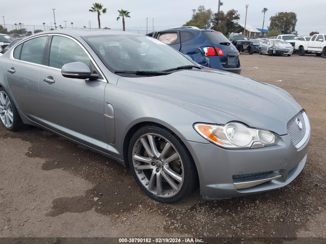 2011 JAGUAR XF SAJWA0GB8BLR95306 Photo 5