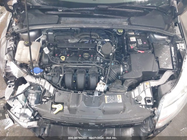Ford FOCUS SE 2014 1FADP3F27EL373202 Image 10