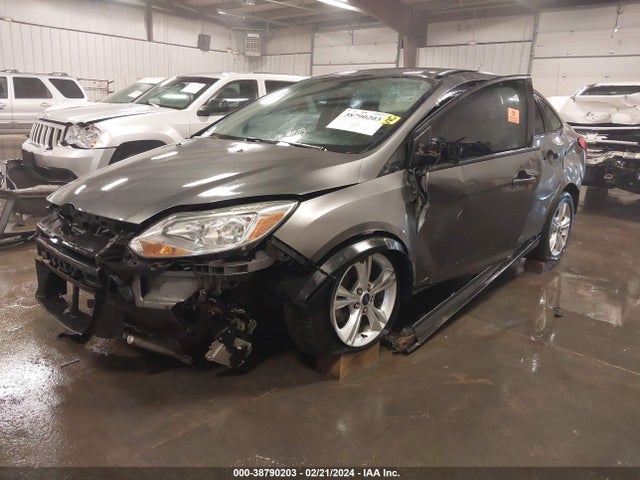 Ford FOCUS SE 2014 1FADP3F27EL373202 Image 2