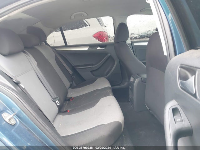 3VW2B7AJ3HM255220 Volkswagen Jetta 1.4t S