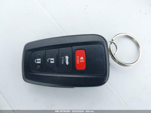 Toyota Corolla Hybrid Le 2021 JTDEAMDE4MJ027136 Image 11