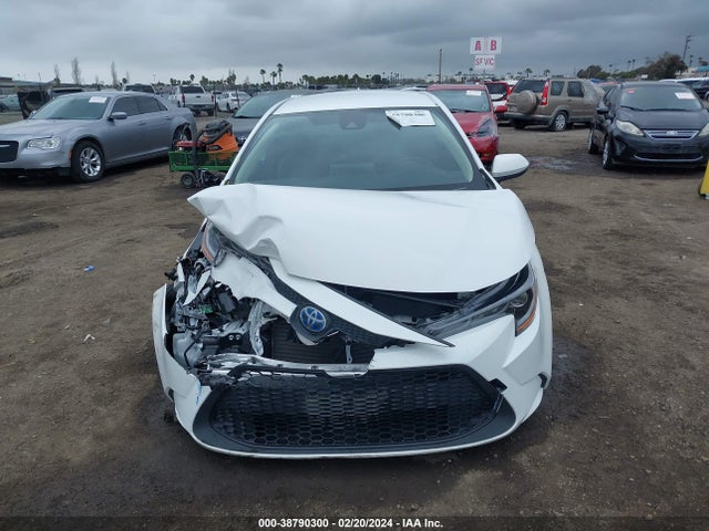 Toyota Corolla Hybrid Le 2021 JTDEAMDE4MJ027136 Image 13