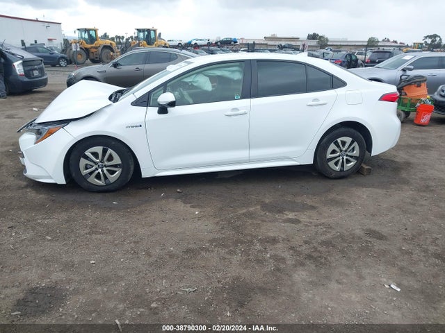 Toyota Corolla Hybrid Le 2021 JTDEAMDE4MJ027136 Image 15