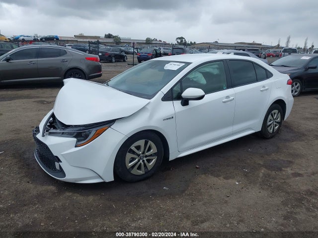 Toyota Corolla Hybrid Le 2021 JTDEAMDE4MJ027136 Image 2
