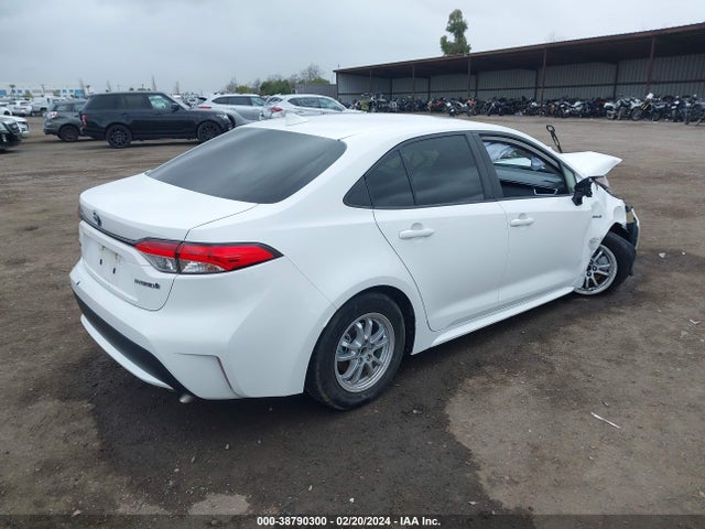 Toyota Corolla Hybrid Le 2021 JTDEAMDE4MJ027136 Image 4