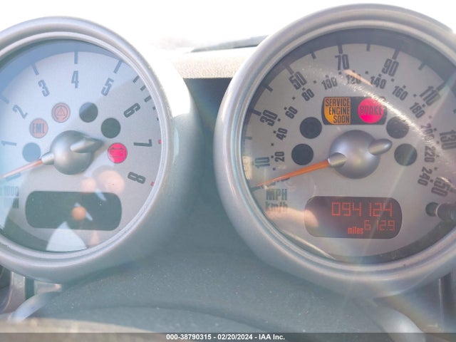 2003 MINI COOPER S WMWRE33473TD62709 Photo 6