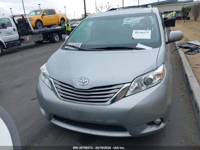 2015 TOYOTA SIENNA XLE 7 PASSENGER VIN: 5TDDK3DC0FS105550