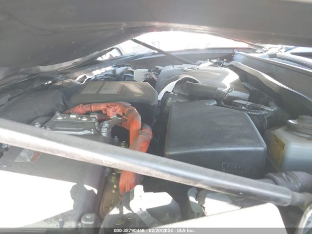 JTHBW1GG6G2105168 Lexus ES 300H