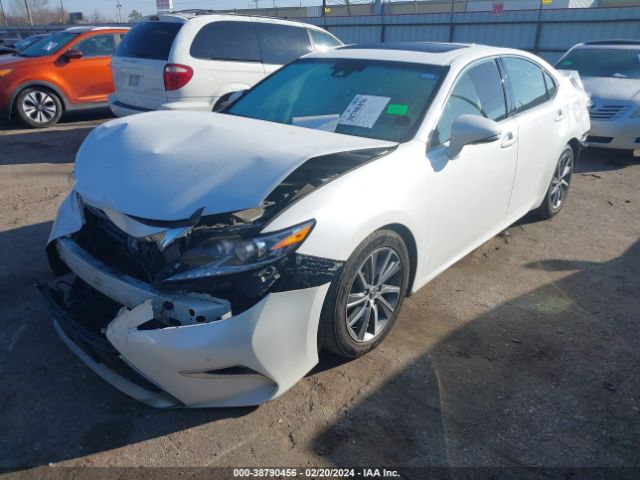 JTHBW1GG6G2105168 Lexus ES 300H