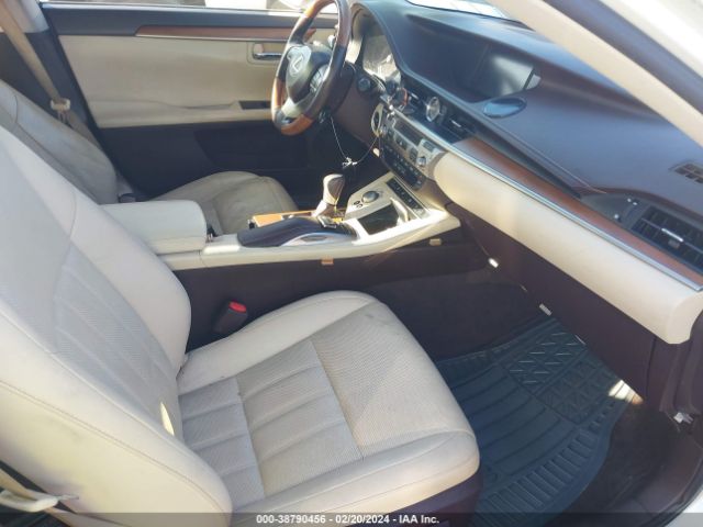 JTHBW1GG6G2105168 Lexus ES 300H