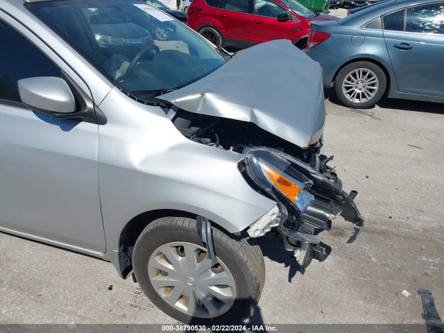 Nissan Versa 1.6 S+ 2018 3N1CN7AP9JL812262 Image 14
