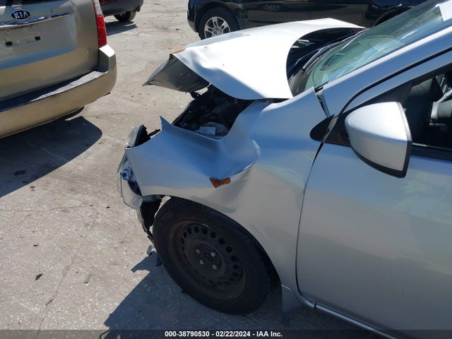 Nissan Versa 1.6 S+ 2018 3N1CN7AP9JL812262 Image 15