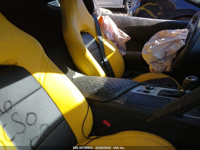 Chevrolet CORVETTE STINGRAY 2019 1G1YB2D77K5111952 Image 8