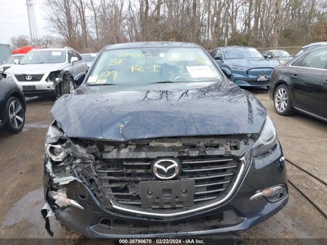 3MZBN1W36JM171154 Mazda Mazda3 Grand Touring