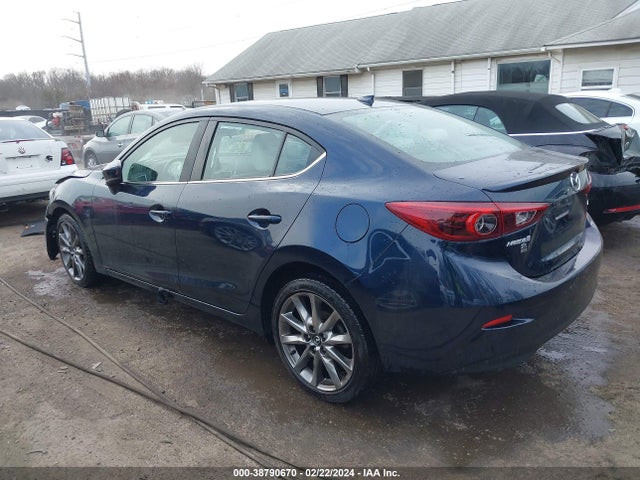 3MZBN1W36JM171154 Mazda Mazda3 Grand Touring