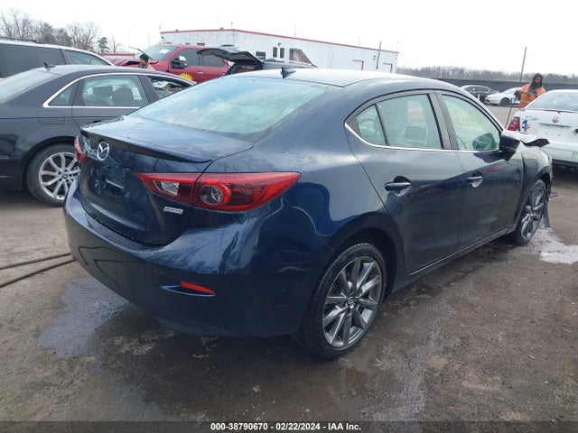 3MZBN1W36JM171154 Mazda Mazda3 Grand Touring