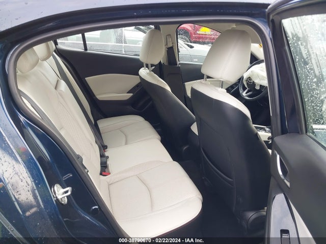 3MZBN1W36JM171154 Mazda Mazda3 Grand Touring