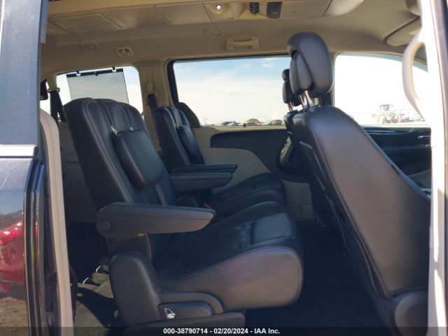 2C4RC1CG8ER373443 Chrysler Town & Country Touring-l