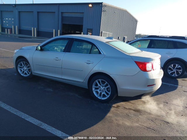 Chevrolet MALIBU 1LT 2015 1G11C5SL1FF115611 Image 3