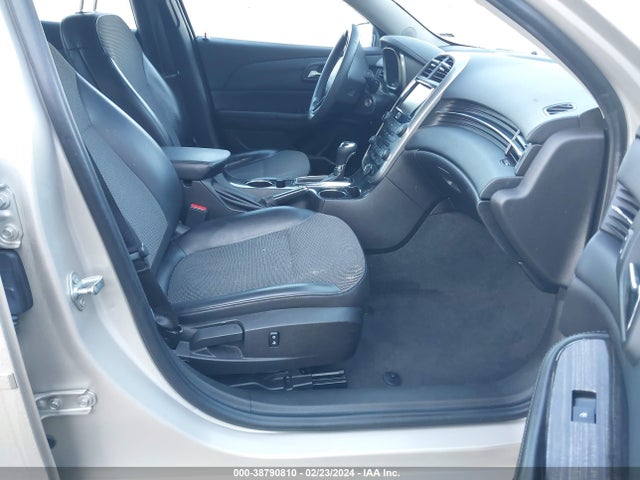 Chevrolet MALIBU 1LT 2015 1G11C5SL1FF115611 Image 5