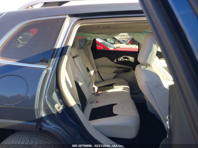 1C4PJLLB3LD581680 Jeep Cherokee Latitude Plus Fwd