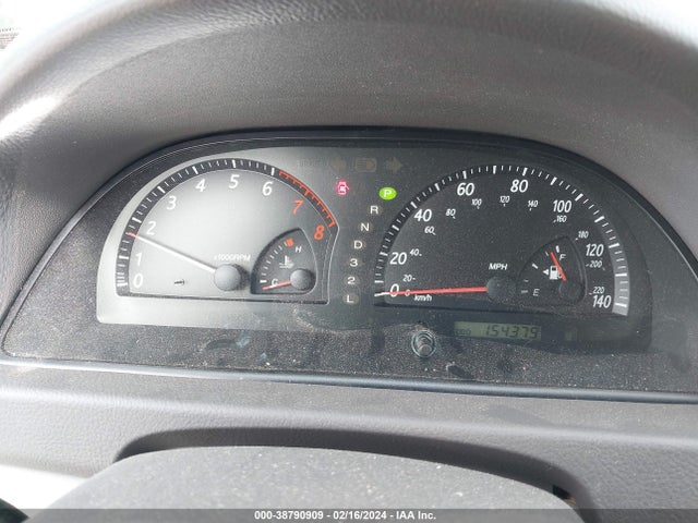 2003 TOYOTA CAMRY JTDBF30KX30147943 Photo 6