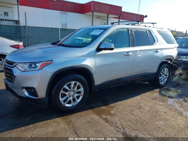Chevrolet Traverse 1lt 2018 1GNERGKW3JJ202064 Image 2