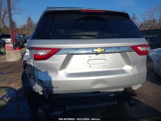 Chevrolet Traverse 1lt 2018 1GNERGKW3JJ202064 Image 6