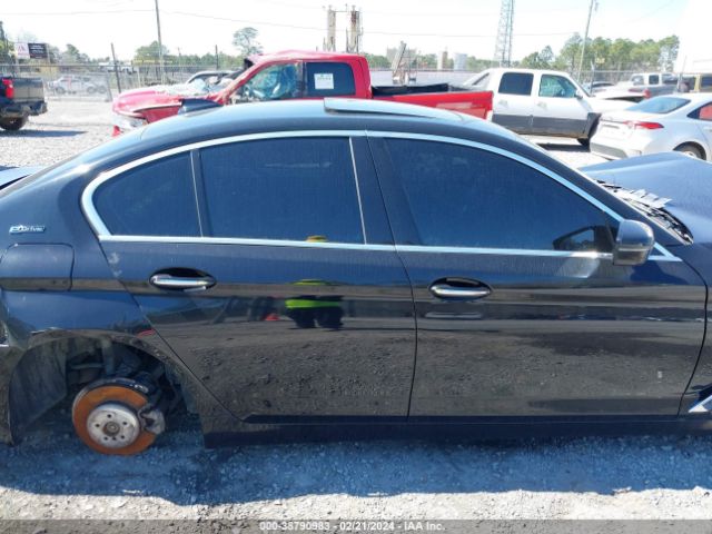WBAJA9C56JG622928 BMW 530e Iperformance