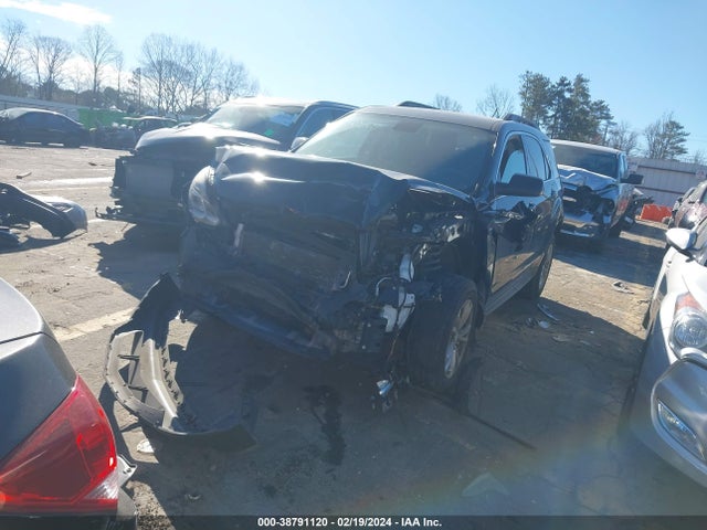 Chevrolet EQUINOX LT 2017 2GNALCEK2H6265357 Image 2