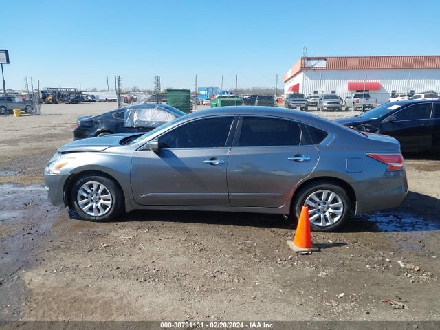 Nissan Altima 2.5 S 2015 1N4AL3AP1FC572779 Image 14