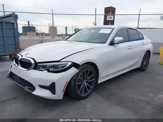BMW 330I 2020 3MW5R1J00L8B21487 Image 2