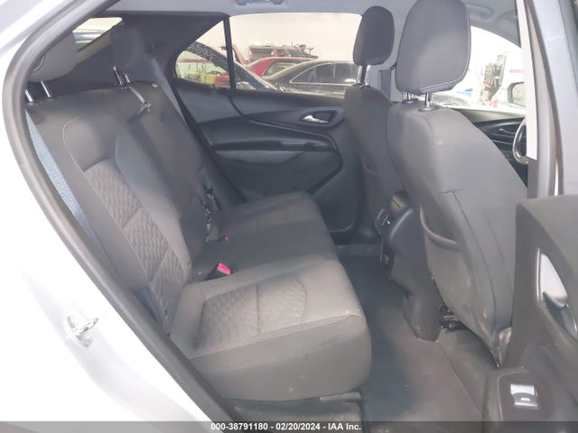 Chevrolet EQUINOX LT 2018 2GNAXSEV1J6245776 Image 8