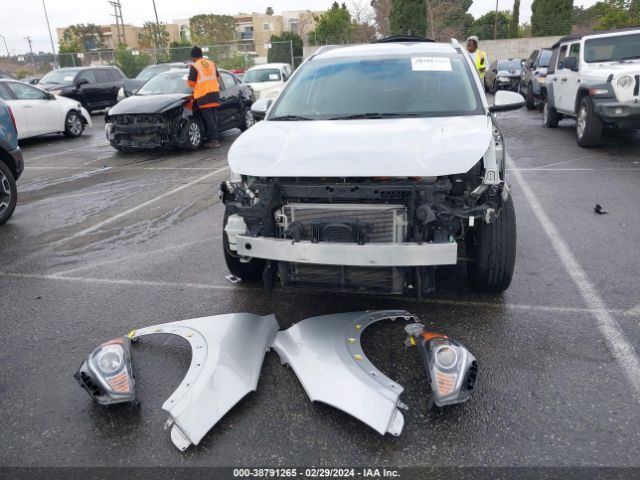 KNDCB3LC0K5249712 KIA NIRO LX