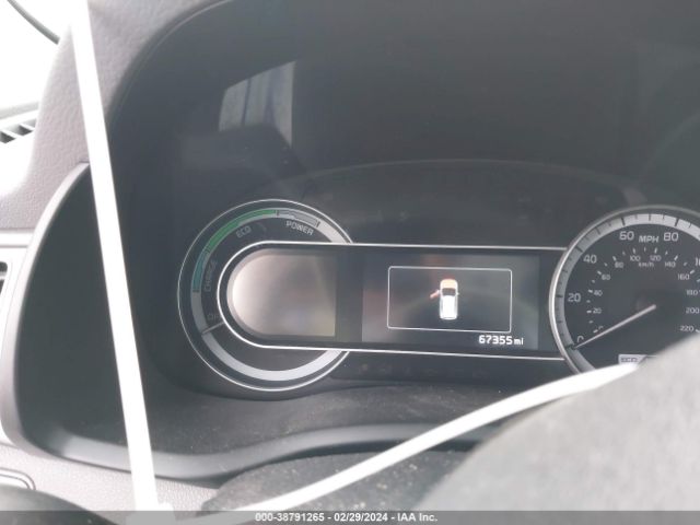 KNDCB3LC0K5249712 KIA NIRO LX