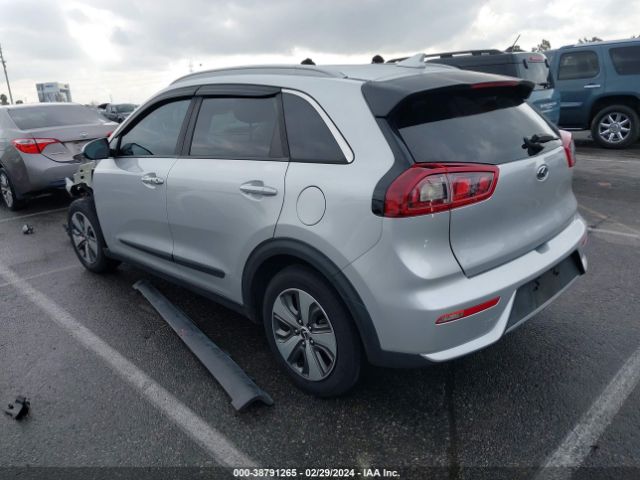 KNDCB3LC0K5249712 KIA NIRO LX