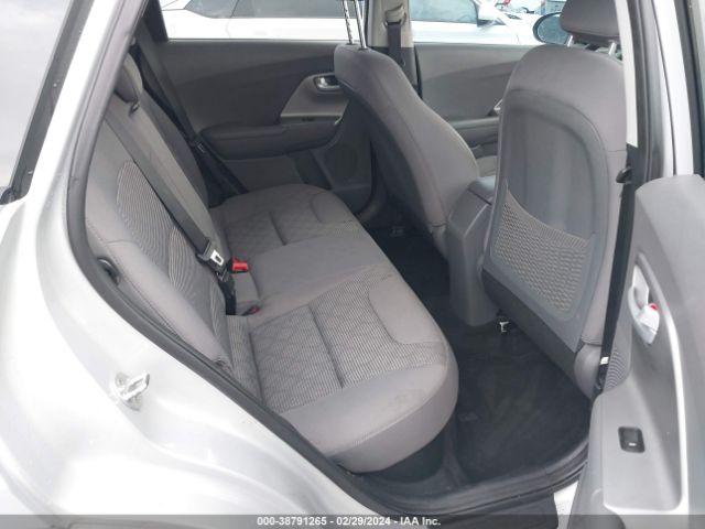 KNDCB3LC0K5249712 KIA NIRO LX