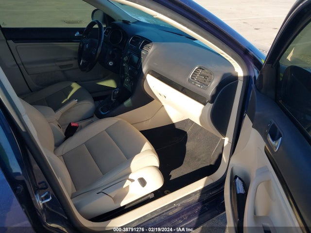 3VWPL7AJ9EM615332 Volkswagen Jetta Sportwagen 2.0l Tdi