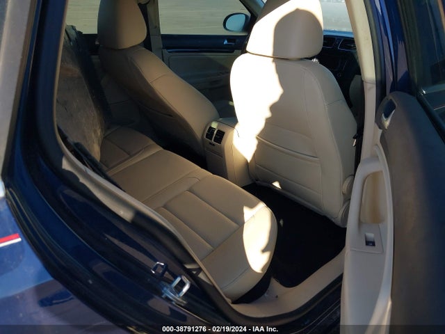 3VWPL7AJ9EM615332 Volkswagen Jetta Sportwagen 2.0l Tdi