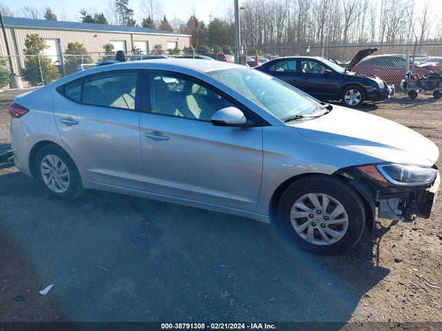 2017 HYUNDAI ELANTRA SE VIN: 5NPD74LF6HH101157
