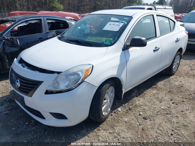 Nissan Versa 1.6 S 2014 3N1CN7AP6EL877673 Image 2