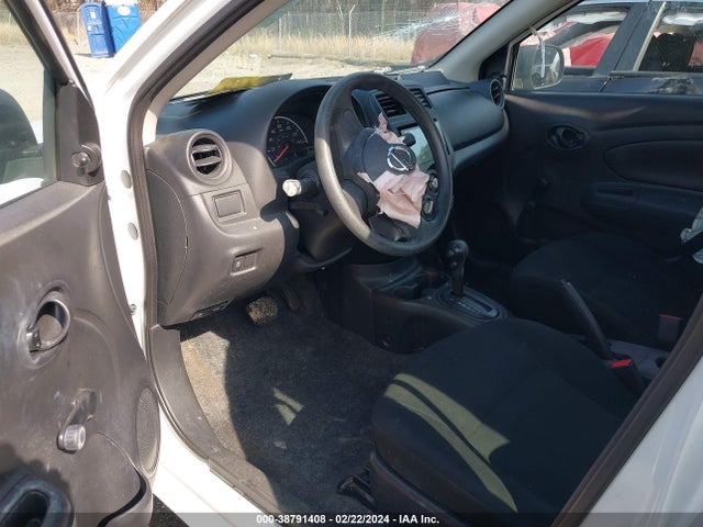 Nissan Versa 1.6 S 2014 3N1CN7AP6EL877673 Image 5