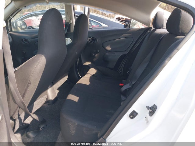 Nissan Versa 1.6 S 2014 3N1CN7AP6EL877673 Image 8