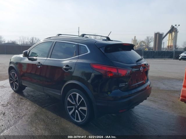 JN1BJ1CR4HW141879 Nissan Rogue Sport Sl