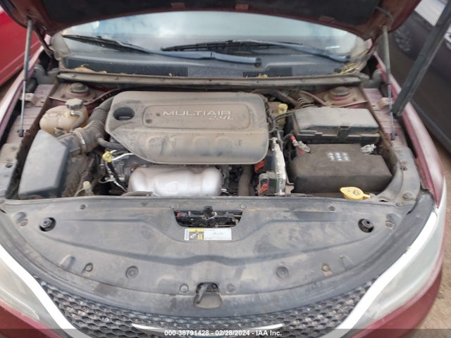 1C3CCCCB0FN576979 Chrysler 200 C