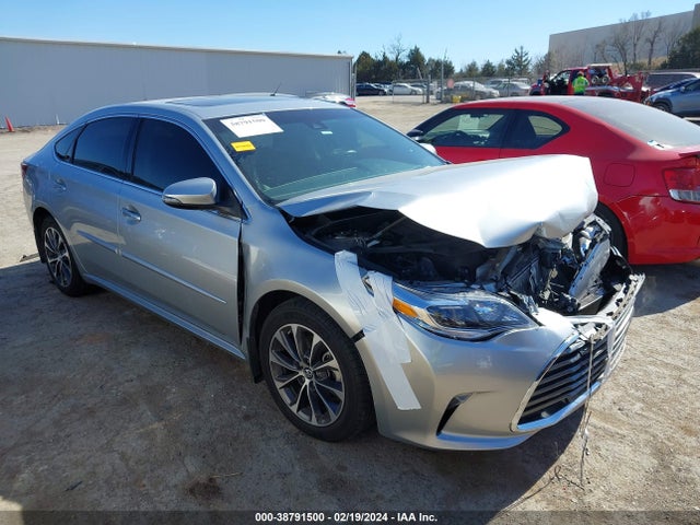 2018 4T1BK1EB4JU275511 main image