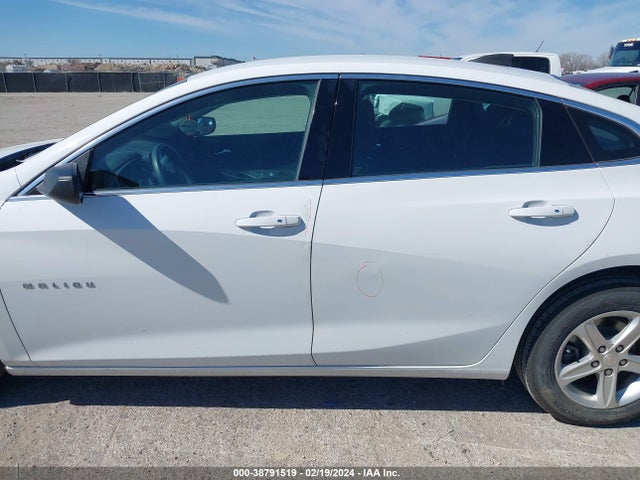 Chevrolet Malibu 1ls 2018 1G1ZB5ST6JF294033 Image 14